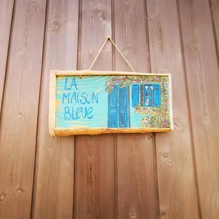 La Maison Blue Ferienhaus *