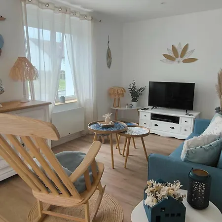 La Maison Blue Ferienhaus *